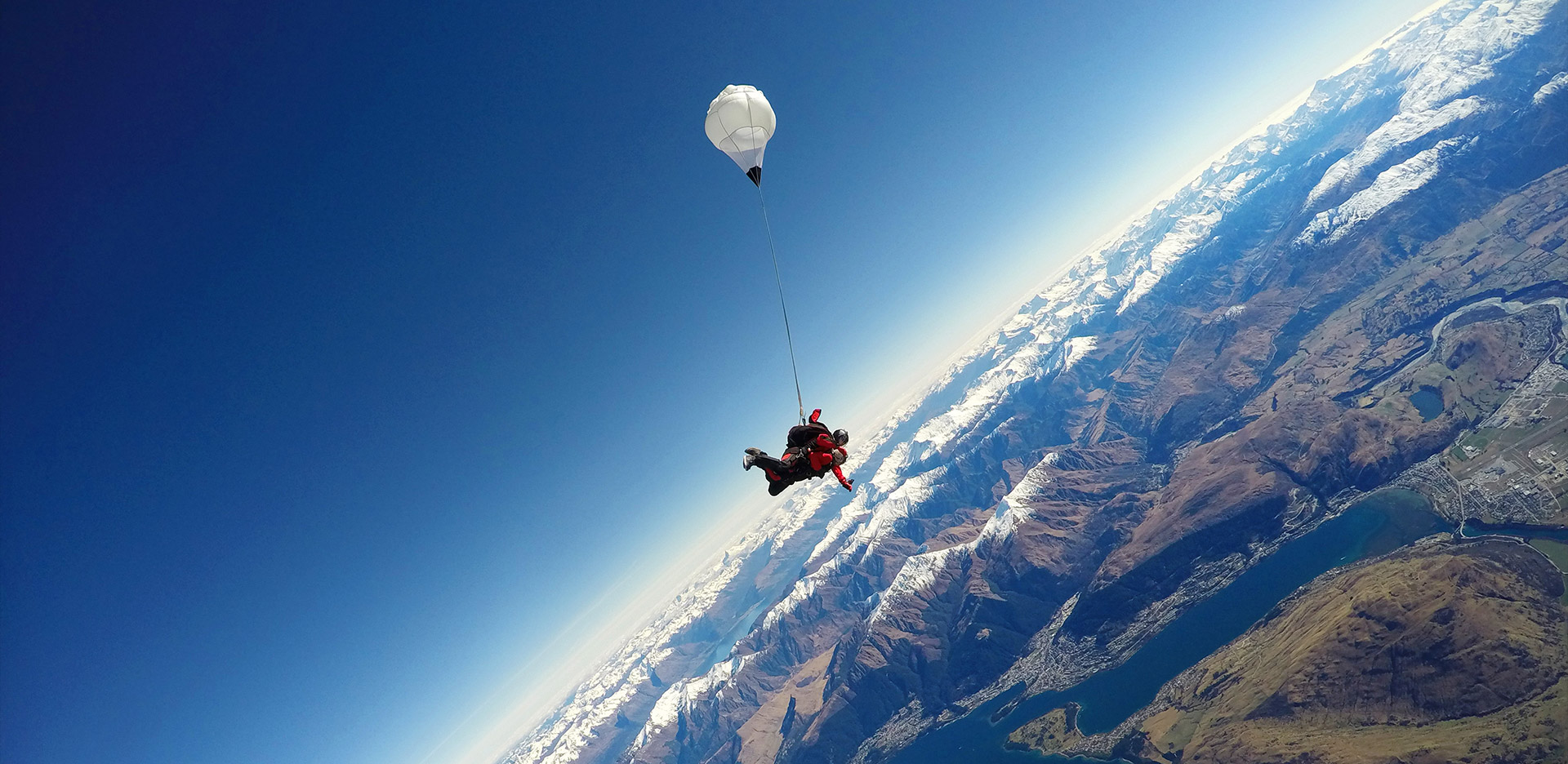 巅峰国际官网-钻营健全,你我一路成长